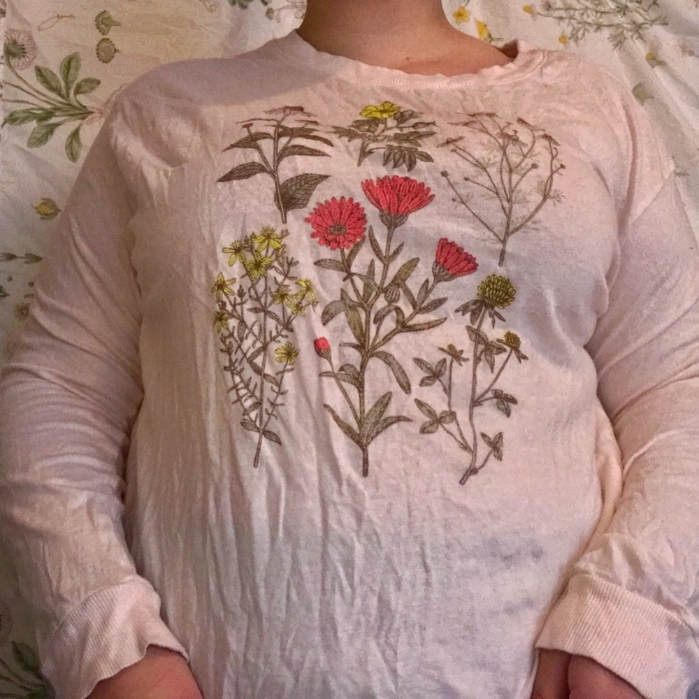 vintage inspired light weight sweatshirt!